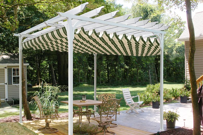 RetractableAndPergola11